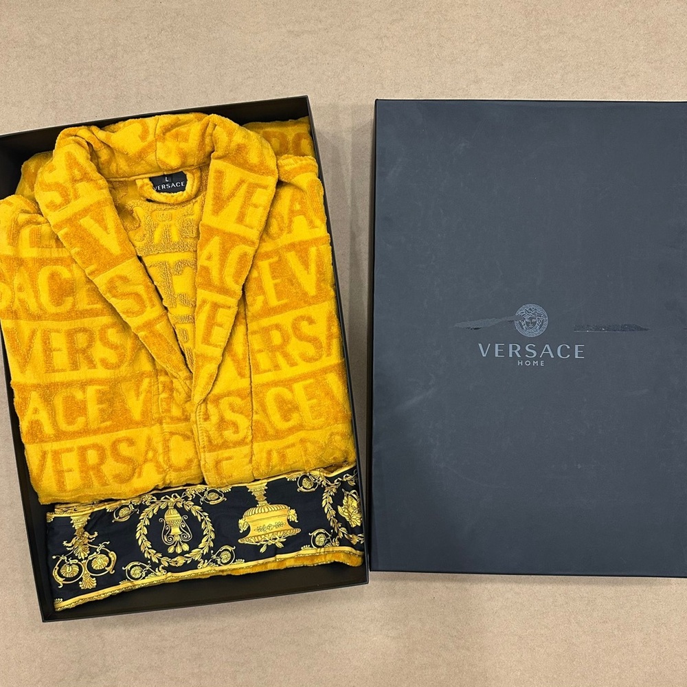 Versace Gold Textured Robe (Large) - Picture 12 of 15